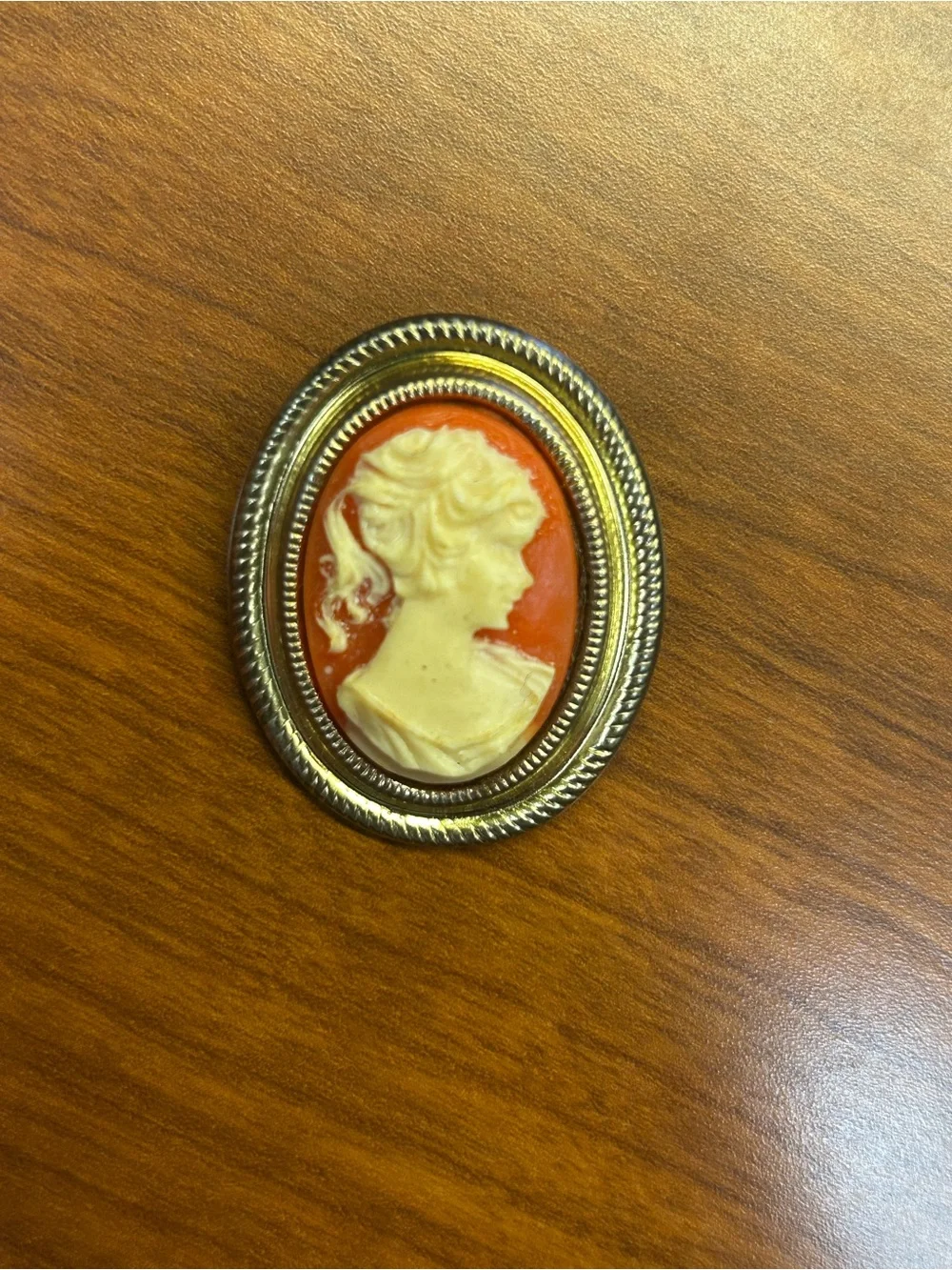 Victorian-style Cameo Brooch in Resin Coral and Cream